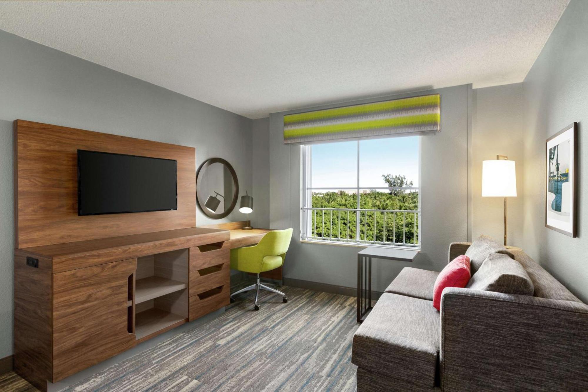 Hampton Inn & Suites Fort Lauderdale Airport Hollywood Exterior foto